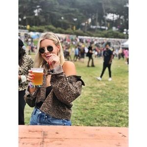 Meet your Posher, Alexis